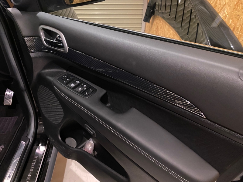 JEEP ジープ グランドチェロキー SRT8 特注リアルレッドカーボン
