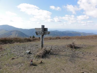 山頂の標識