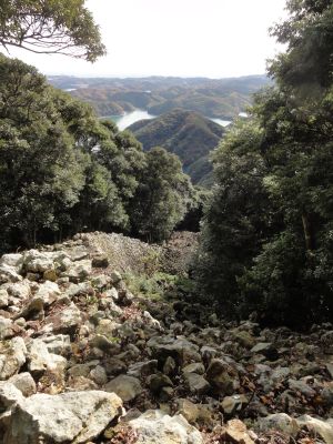 金田城・石塁
