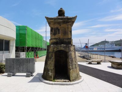 野良崎灯明台