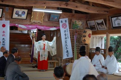 命婦の舞