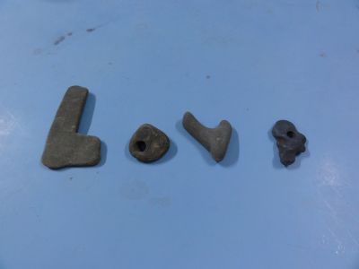 LOVEの石