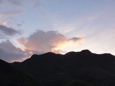 城山の朝焼け