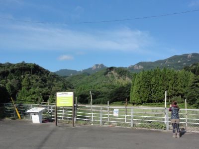 白嶽を望む