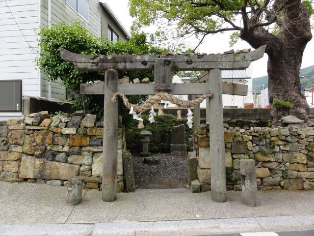 浜殿神社