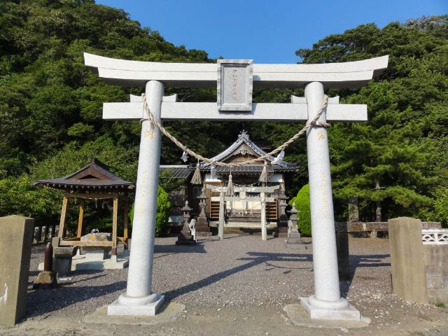 千尋藻のいわつるぎ神社