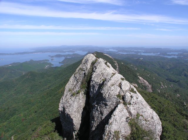 白嶽(雌岳)