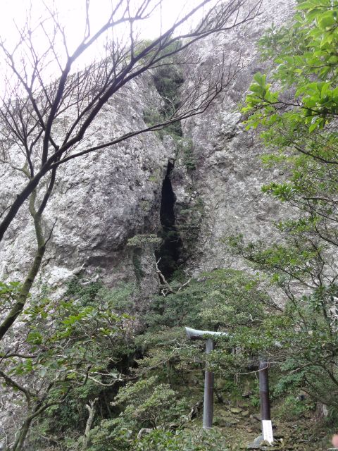 白嶽神社(雌岳)