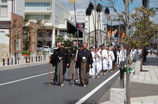 厳原八幡宮大祭