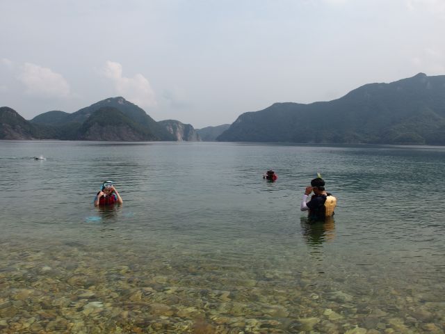 無人島で海水浴