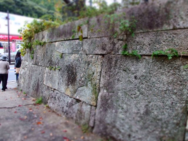 桟原上の石垣