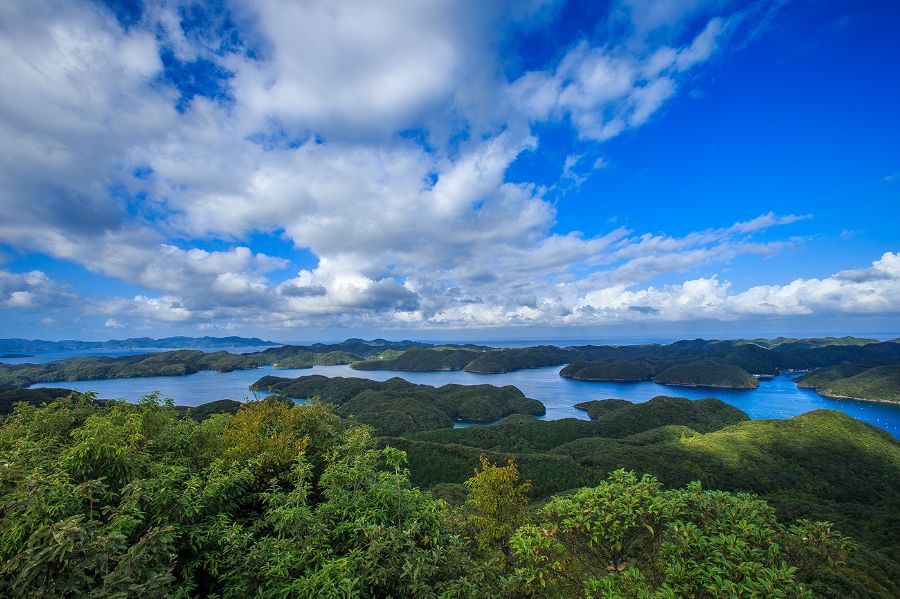 烏帽子岳展望所・浅茅湾一望