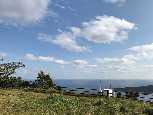 権現山のうえ