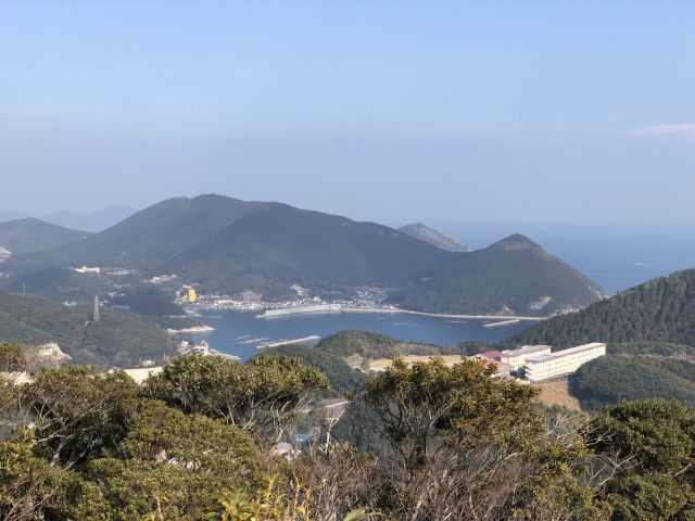 清水山から小浦を望む