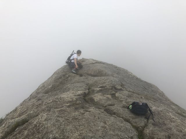 白嶽山頂