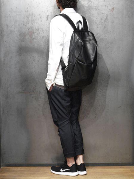 パトリックステファン　リュック　バックパック　レザー　ブラック PATRICK STEPHAN/パトリックステファン バッグパック Leather