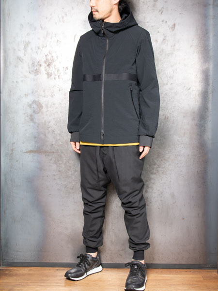 完璧すぎて可愛げがない DEVOA Composite /BLACK stretch shrink Nylon jacket ジャケット・アウター