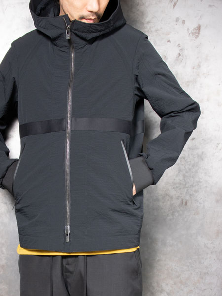 DEVOA Composite jacket Nylon shrink stretch /BLACK