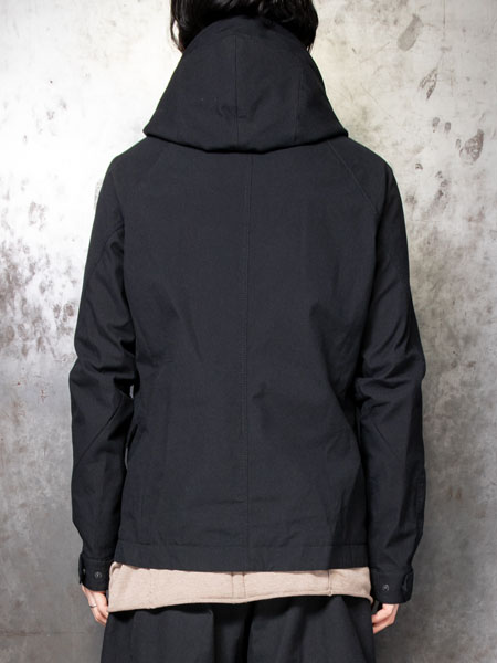 ジャケット・アウター DEVOA Jacket cotton nylon /BLACK デヴォア DEVOA Down Jacket Shrink Cotton / Nylon （BLACK） -FASCINATE