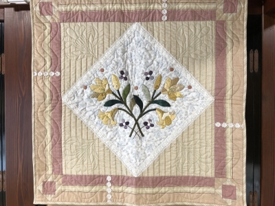 ユリのアップリケ | キルト工房 志布（シフ）の つぶやき