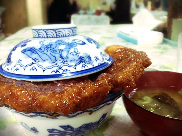会津若松市 白孔雀食堂 ソースカツ丼