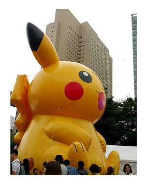横浜 ポケモン ピカチュウ 桜木町 大量 GO