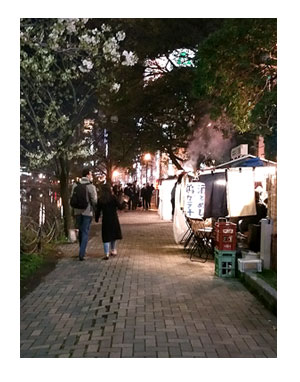 博多 福岡 はかた 中州 屋台 ラーメン 長浜 犬 イカ