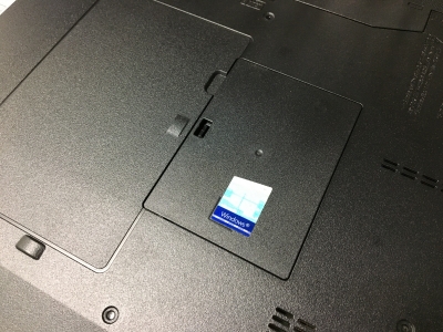 FUJITSU(富士通)LIFEBOOK A5510メモリ増設を実施しました FUJITSU(富士通)LIFEBOOK A5510メモリ増設を実施しました