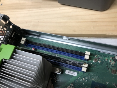 FUJITSU(富士通) ESPRIMO D587/SWにメモリの増設を行いました