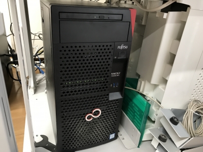 富士通 タワー型サーバー PRIMERGY TX1310 M5を設置いたしました 富士通 タワー型サーバー PRIMERGY TX1310 M5を設置いたしました