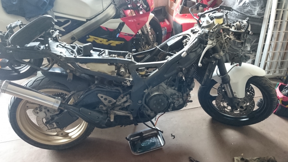 3XVのお直し | RVF400 3歩進んで2歩下がる