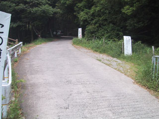 和泉葛城山への登り口