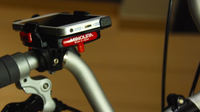 MINOURAスマートフォンホルダーiH-500-STDをBromptonのMハンドルに装着