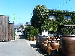 違うお店もまわったりして・・。