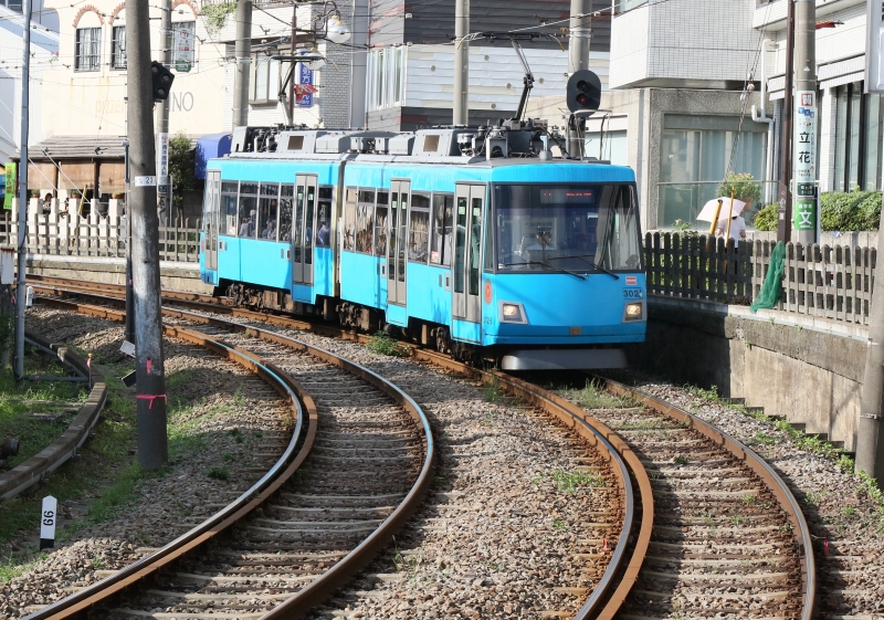 196A9892 302F青.jpg