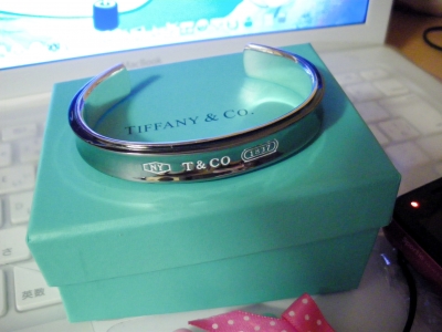 TIFFANY & Co. バングル