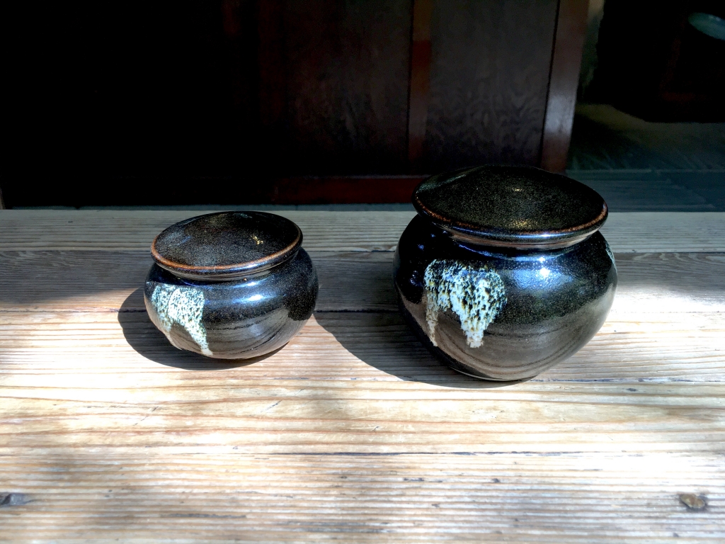 石見焼・宮内窯の塩壺 | 鎌倉 もやい工藝ブログ