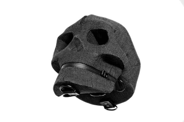 aitor throup / スカルバッグ