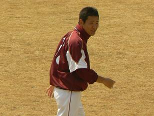 快く会釈するマー君ことE田中