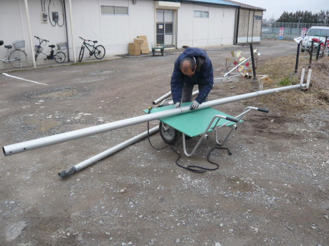 ポール組立