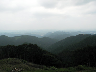 岩葺石山山頂からの眺望。