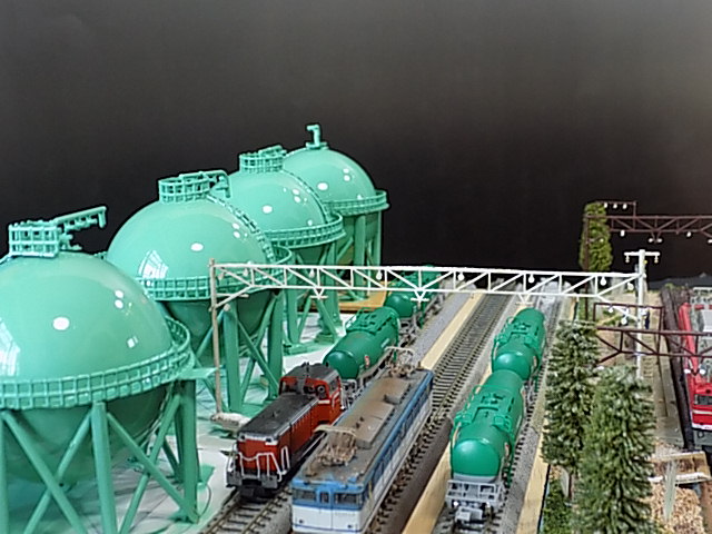 鉄道模型　Nゲージ コンビナート工場　情景ジオラマ 鉄道模型 Nゲージ コンビナート工場 情景ジオラマ - メルカリ