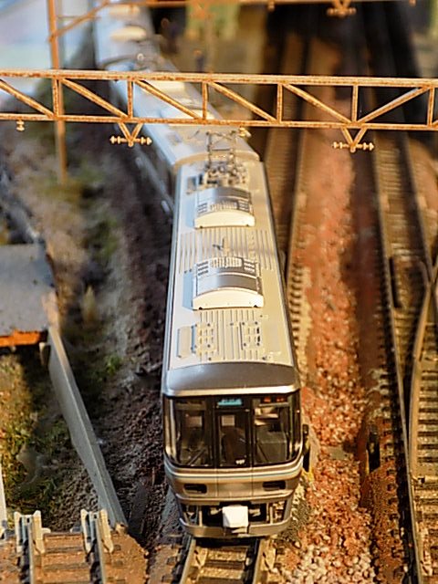 KATO 223系 2000番台 (1次車)「新快速」 | 湘南急行鉄道物語