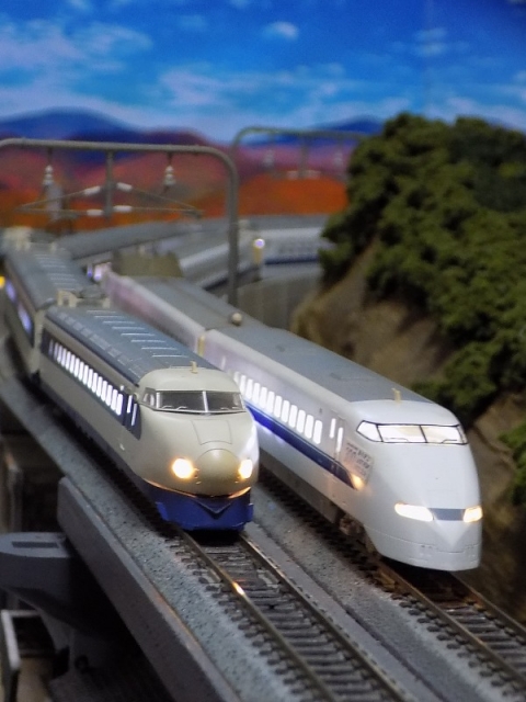 JR 300-0系東海道・山陽新幹線(後期型・登場時)基本セット|製品 JR 300-0系東海道・山陽新幹線(後期型・登場時)基本セット|製品