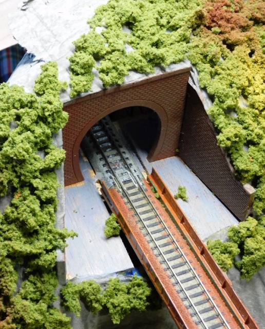 鉄橋 4線 リニューアル伯備線風KATO カーブ鉄橋セットR481-60°(非電化・朱