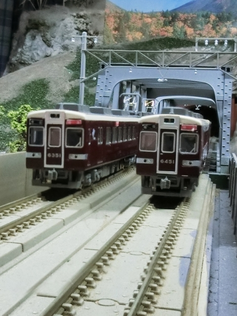 KATO Nゲージ 複線トラス鉄橋のジオラマを行く！KATO Nゲージ