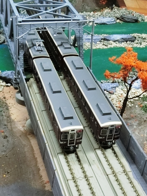 KATO Nゲージ 複線トラス鉄橋のジオラマを行く！KATO Nゲージ