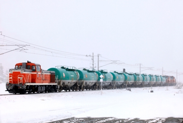 東日本大震災から12年】被災地へ走った“前例なき”緊急石油貨物列車DD51