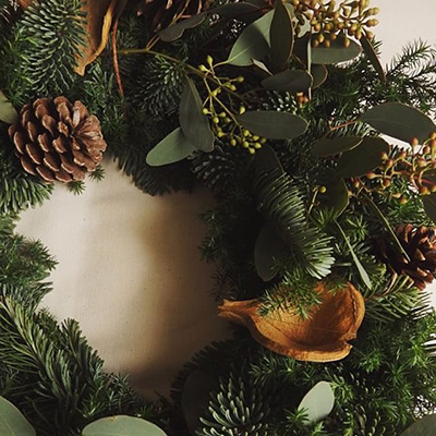 暮らしと植物さんのクリスマスリース