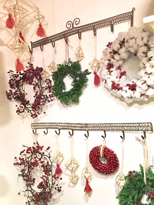暮らしと植物さんのクリスマスリース